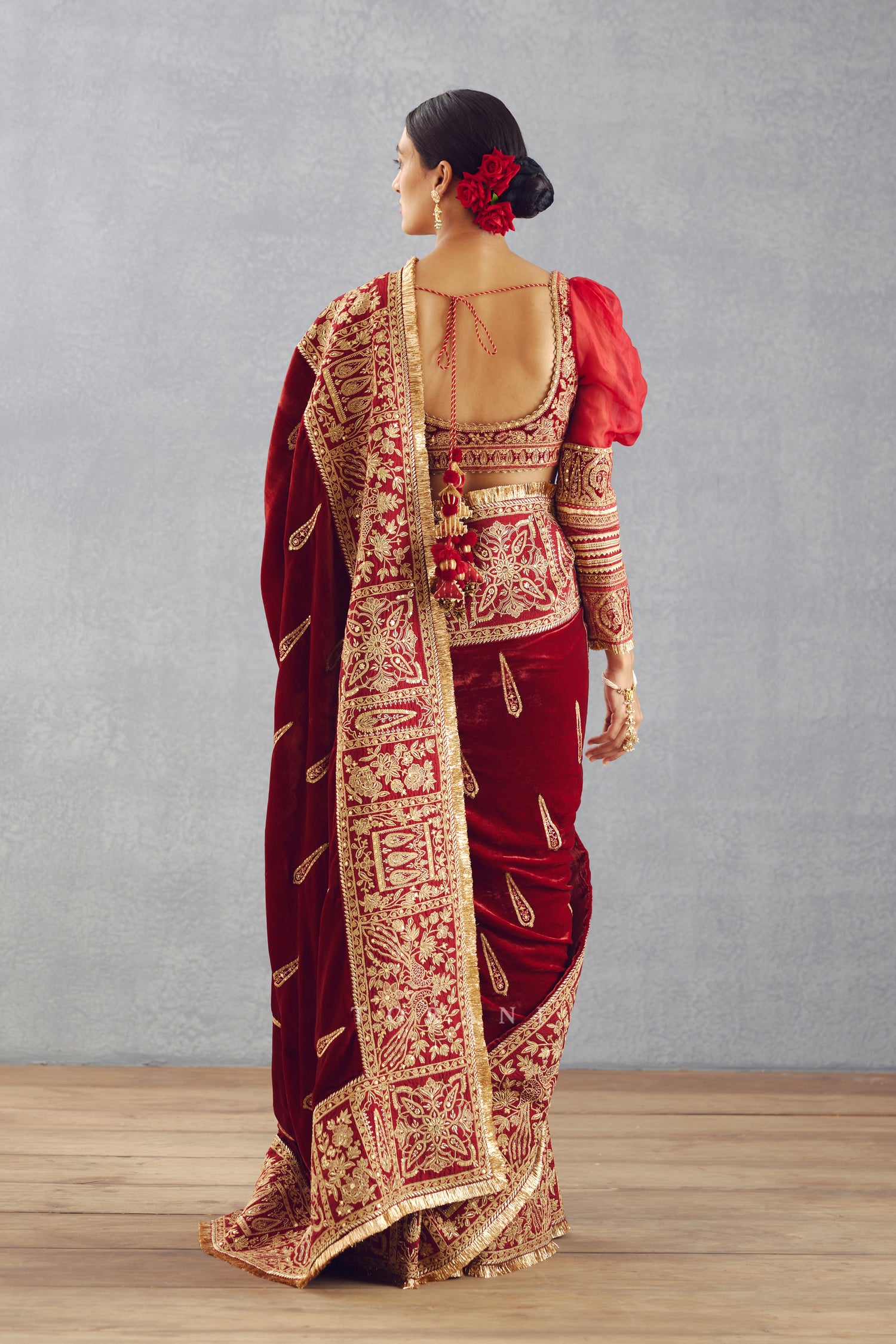 Sindoori Makhmal Amruta Saree