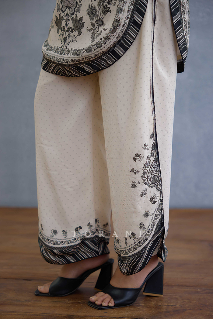 Kalamkari Aadhavi Kurta Set