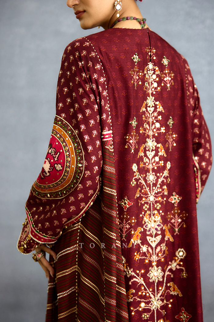 Surkhi Tisya Kurta Set