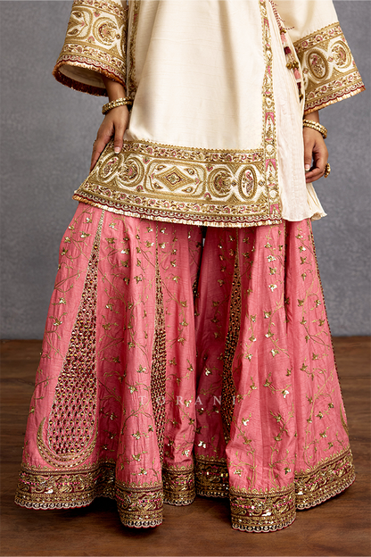 Maahe Mahtabe Insiyah Sharara Set