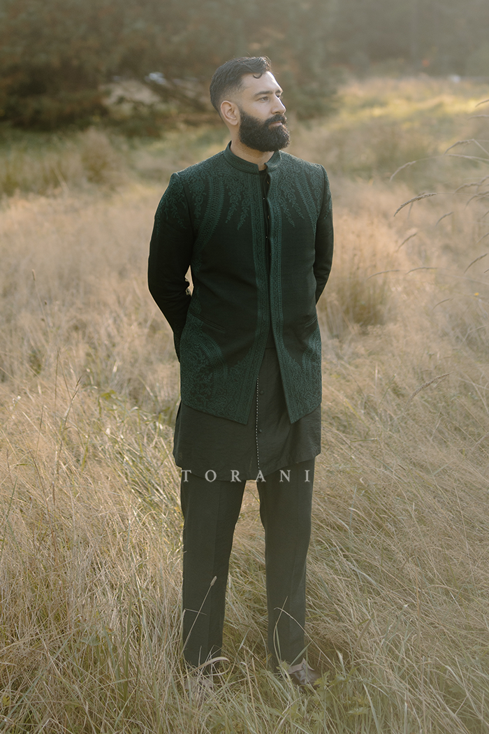 Navjot Virk in our Custom Siyahi Imam Bandi Set