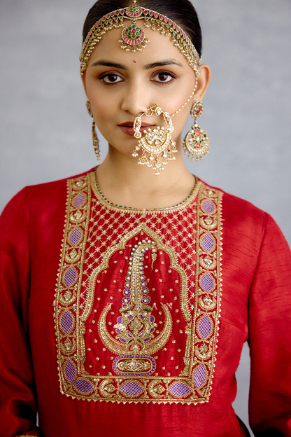 Mehrang Amna Kurta Set