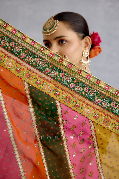 Chitrangi Aarini Lehenga Set