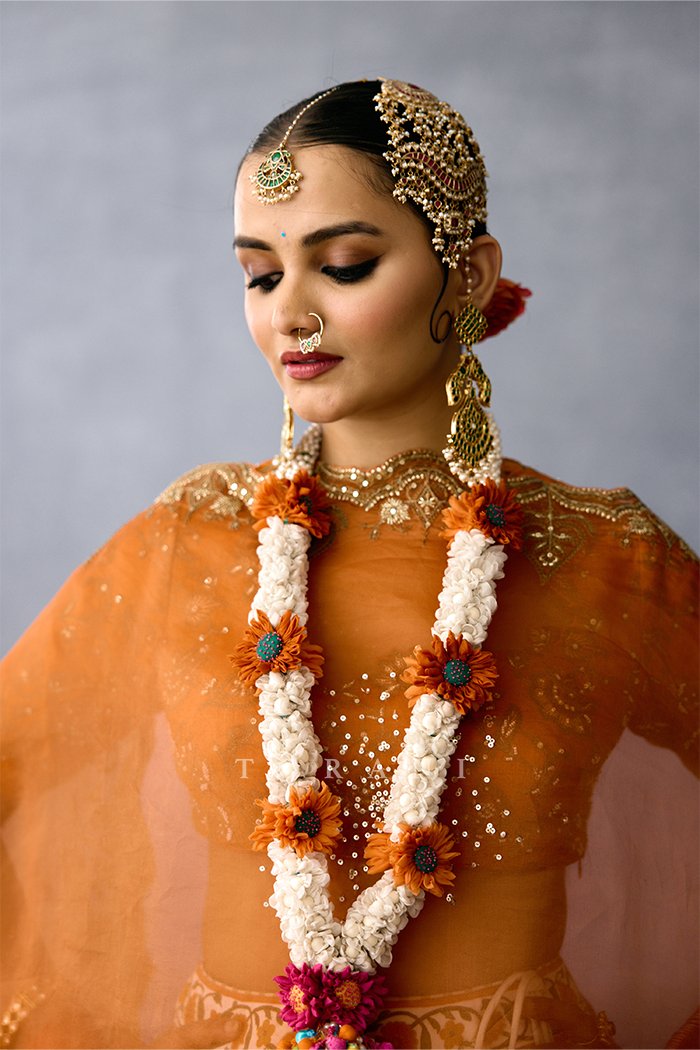 Gerua Girnar Bhramari Maala