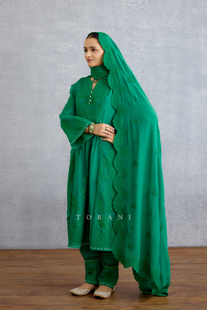 Pranabha Deba Priya Odhni