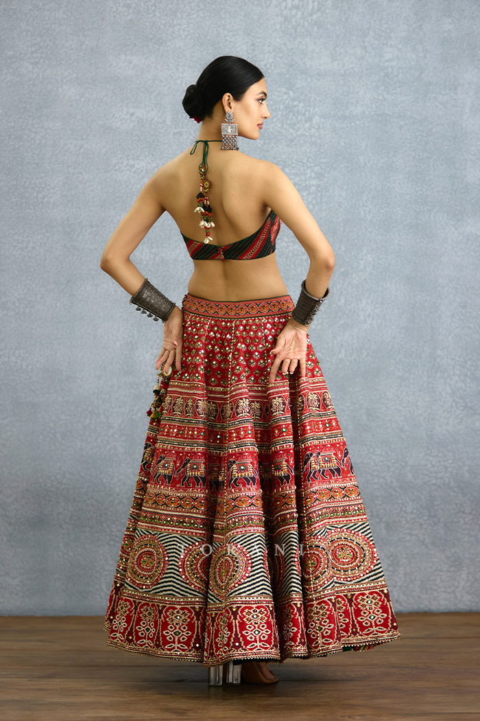 Chitrita Mirali Lehenga Set