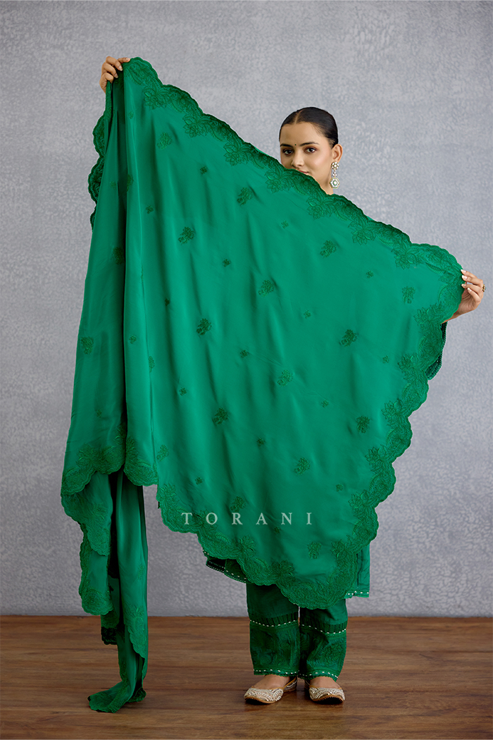 Pranabha Deba Priya Odhni