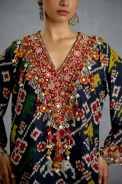 Virasa Patola Kurta Set