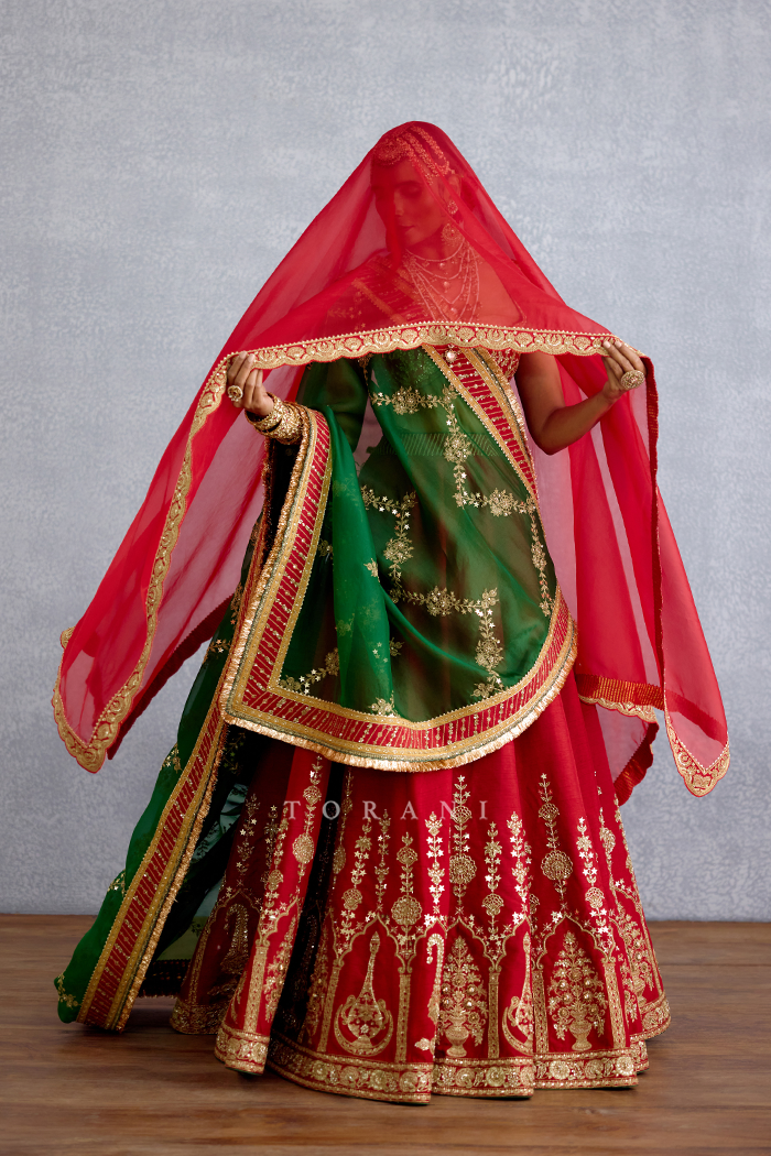 Zehra Adeeba Veil Odhni