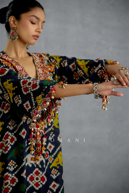 Virasa Patola Kurta Set