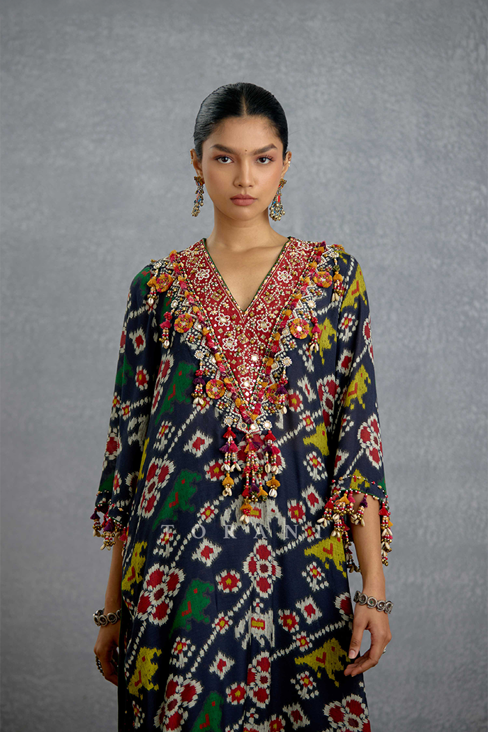 Virasa Patola Kurta Set
