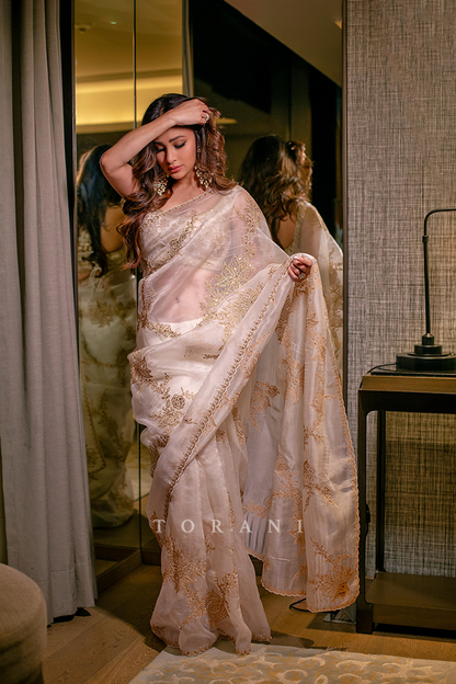 Mouni Roy in our Gul-Bano Daavya Yashaswini Saree Set