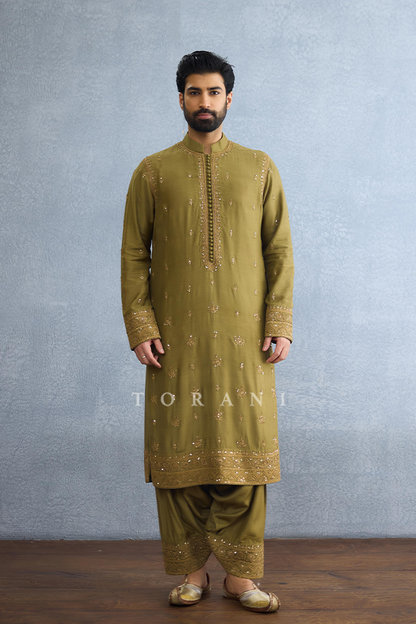 Samze Arham Kurta Set