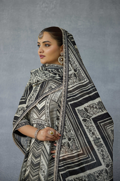 Kalamkari Asthika Odhni