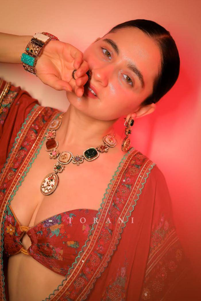 Sanjeeda Shaikh in our Dil Surkh Sanaz Kaftan Set