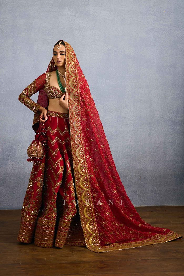 Shamse Fariha Lehenga Set