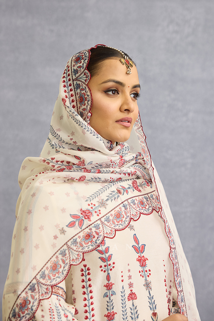 Corormandel Ajanta Gharara Set