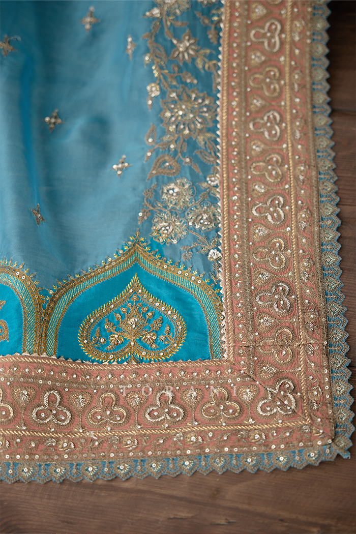 Shyama Shreeja Odhni