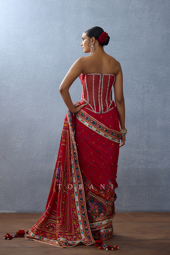 Tamannaah Bhatia In Our Dil Surkh Ami Corset Saree Set