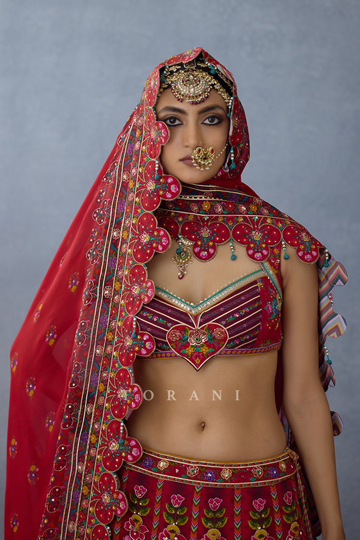 Dil Surkh Anjani Odhni