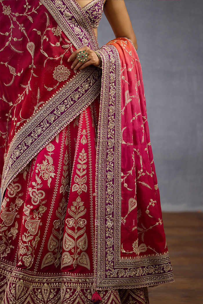 Saroj Chavi Odhni