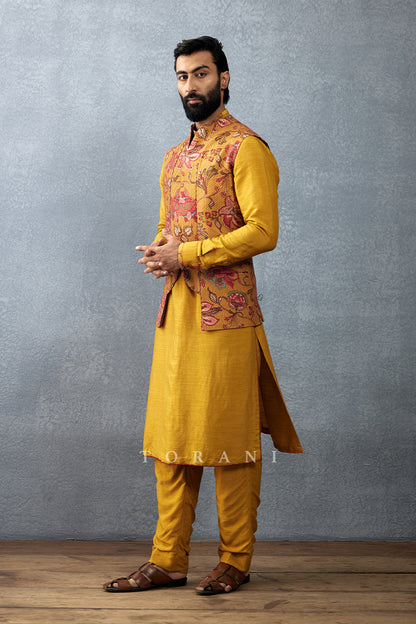 Sunehra Yagna Bandi Set