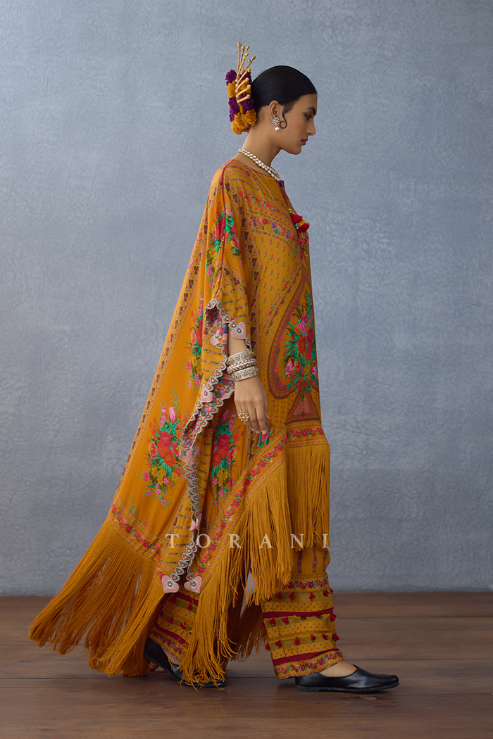 Dil Seher Mehry Kaftan Set