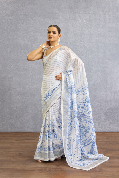 Neeli Gauraiya Poulami  Saree