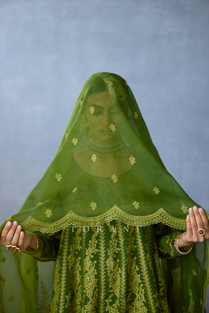 Dil Saaz Kiran Odhni