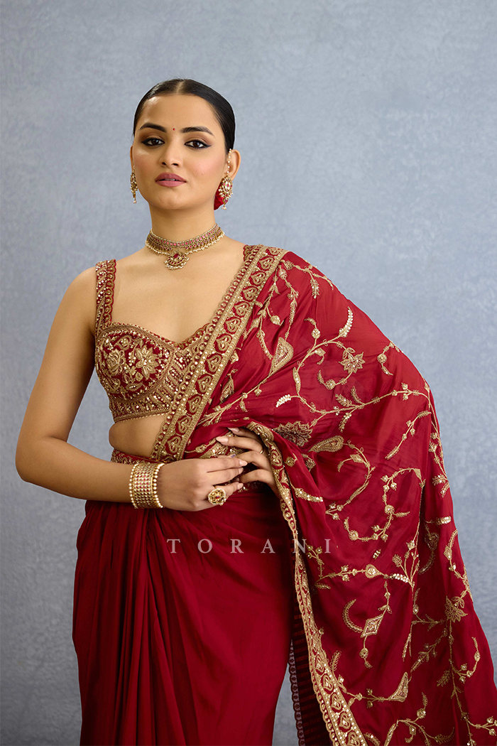 Surkh Lasya Saree