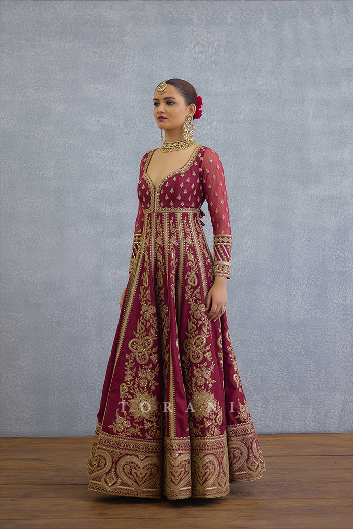 Surkh Runa Anarkali Set