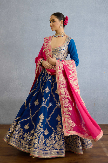 Neernidhi Adija Anarkali Set