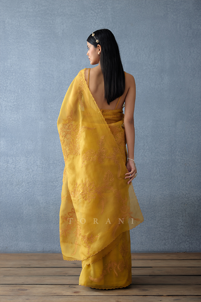 Amaltas Pankhuri Saree