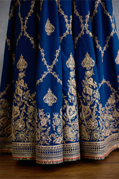 Neernidhi Adija Anarkali Set