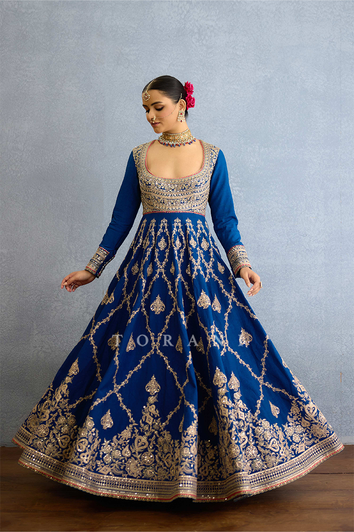 Neernidhi Adija Anarkali Set