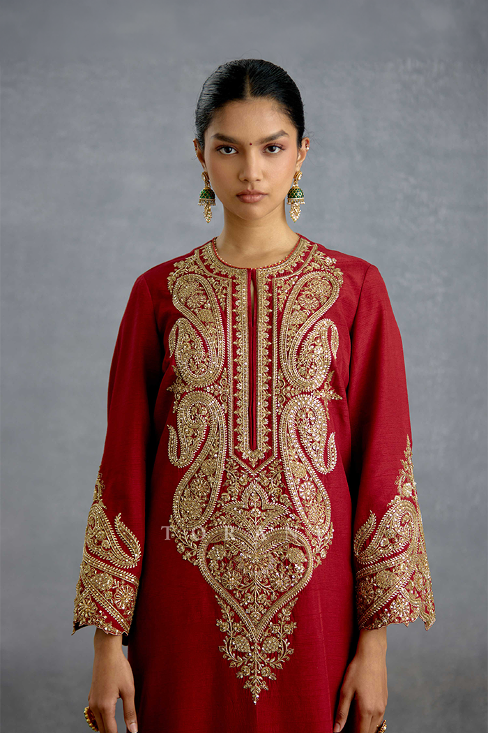 Qarmazi Riwaayat Kaftan