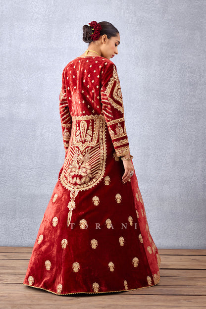 Sindoori Rabia Makhmal Jacket