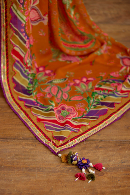 Komudika Sandhya Saree