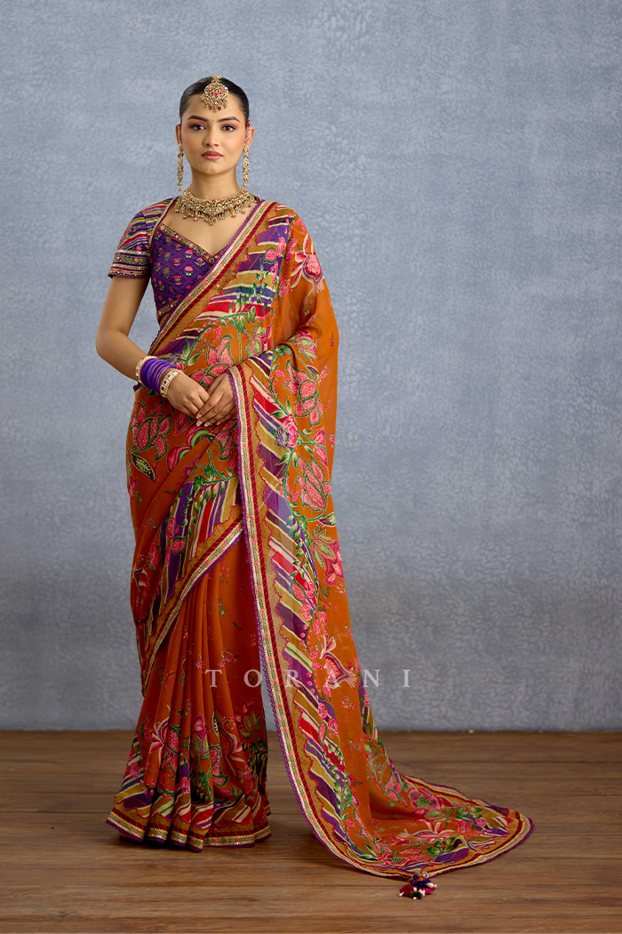 Komudika Sandhya Saree
