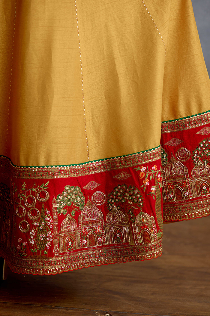 Noor Zehra Anarkali Set