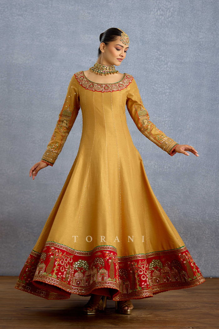 Noor Zunairah Anarkali Set