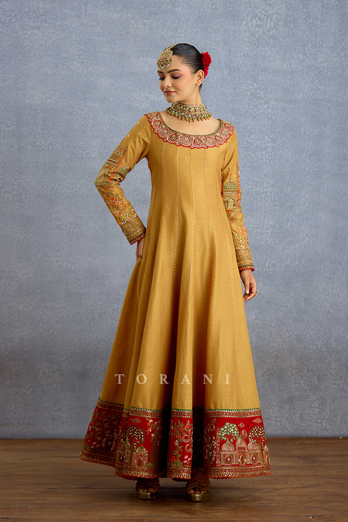 Noor Zehra Anarkali Set