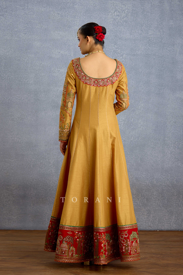 Noor Zehra Anarkali Set