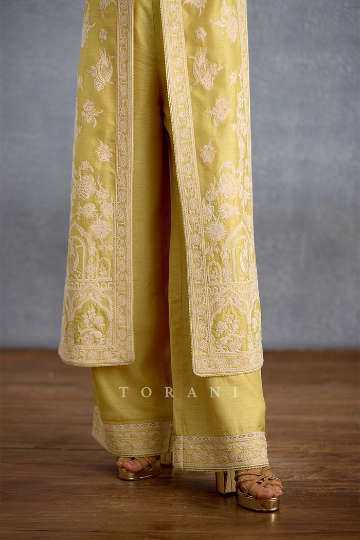 Kasmai Mishika Jacket  Set