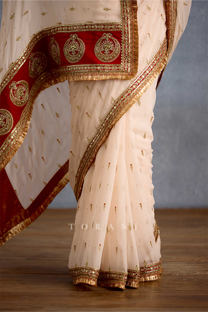 Maahe Riwaayat Saree