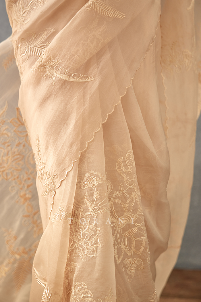 Mradu Pankhuri Saree