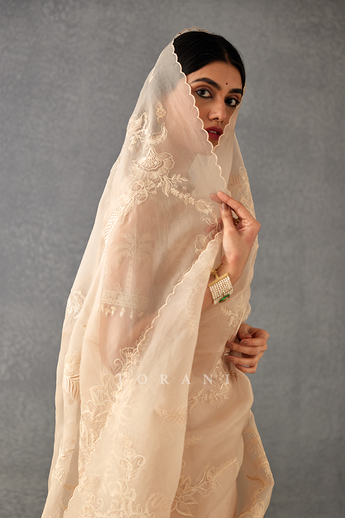 Mradu Pankhuri Saree