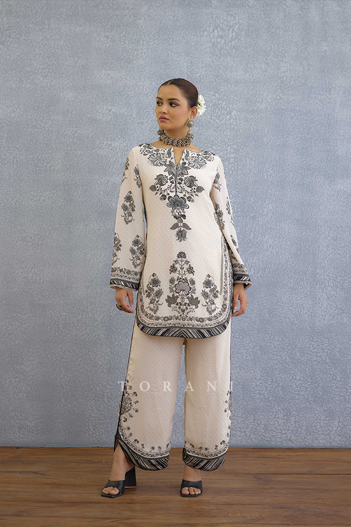 Kalamkari Aadhavi Kurta Set