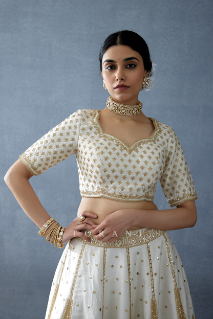 Gul-Bano Resham Blouse