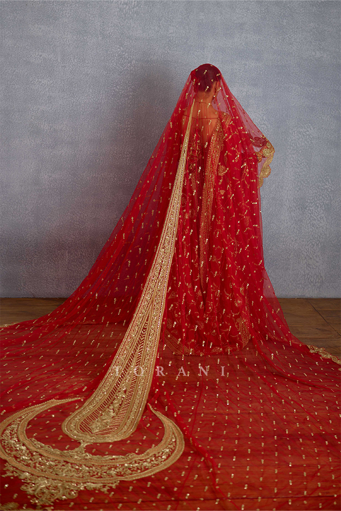 Zehra Malikaana Veil Odhni